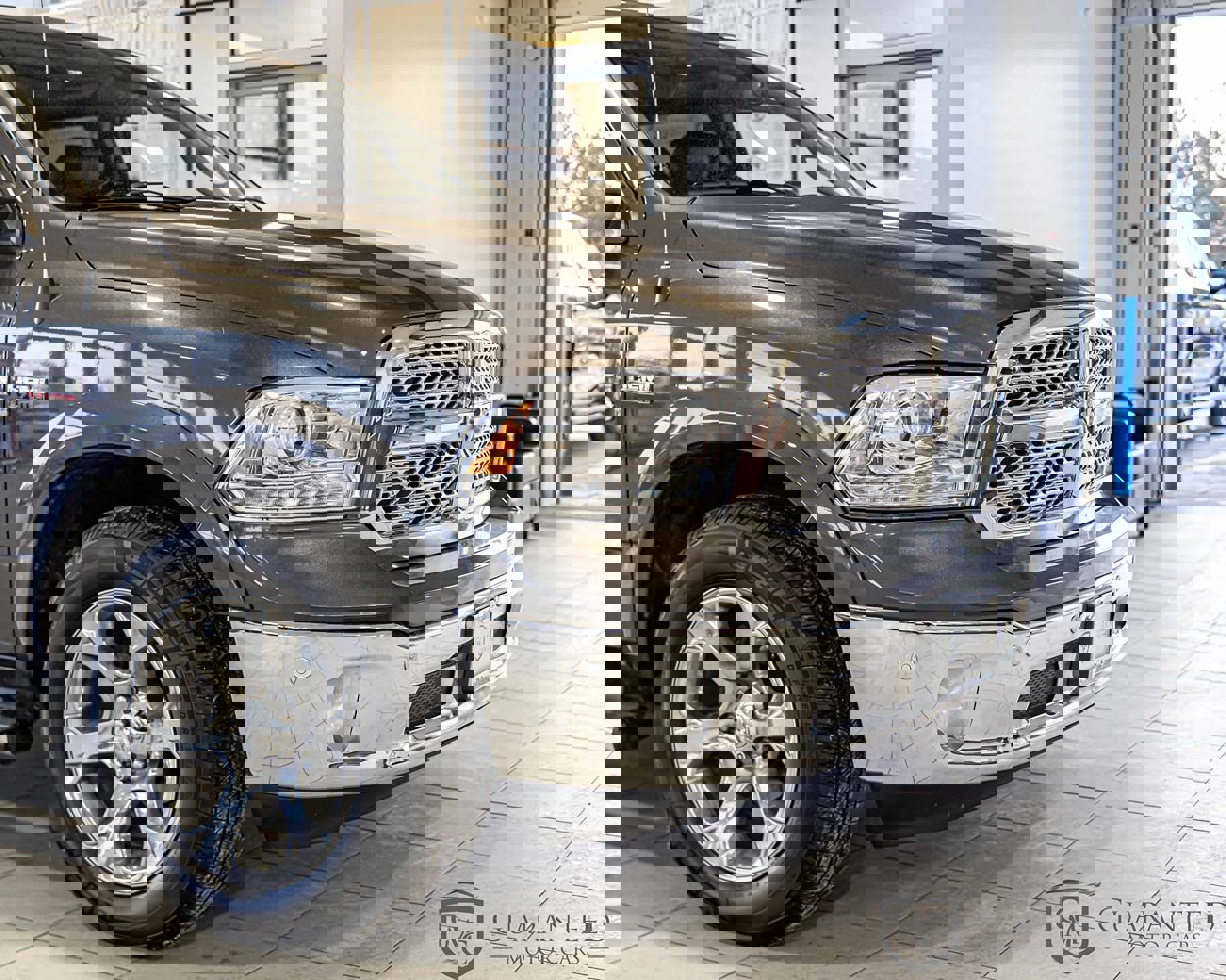 Used 2016 RAM 1500 Laramie w/ Convenience Group image 5