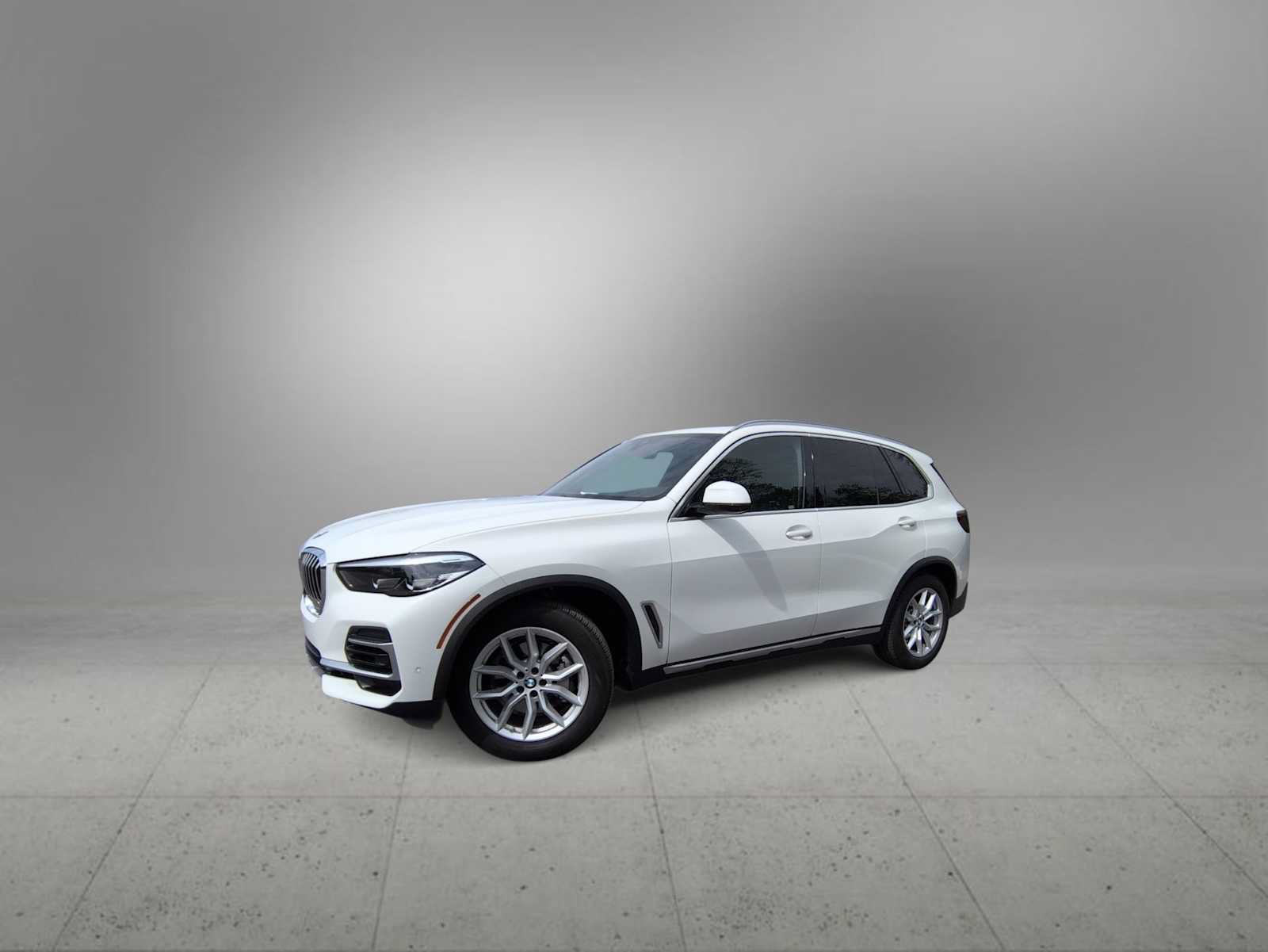 Used 2022 BMW X5 sDrive40i w/ Parking Assistance Package RWD image 1