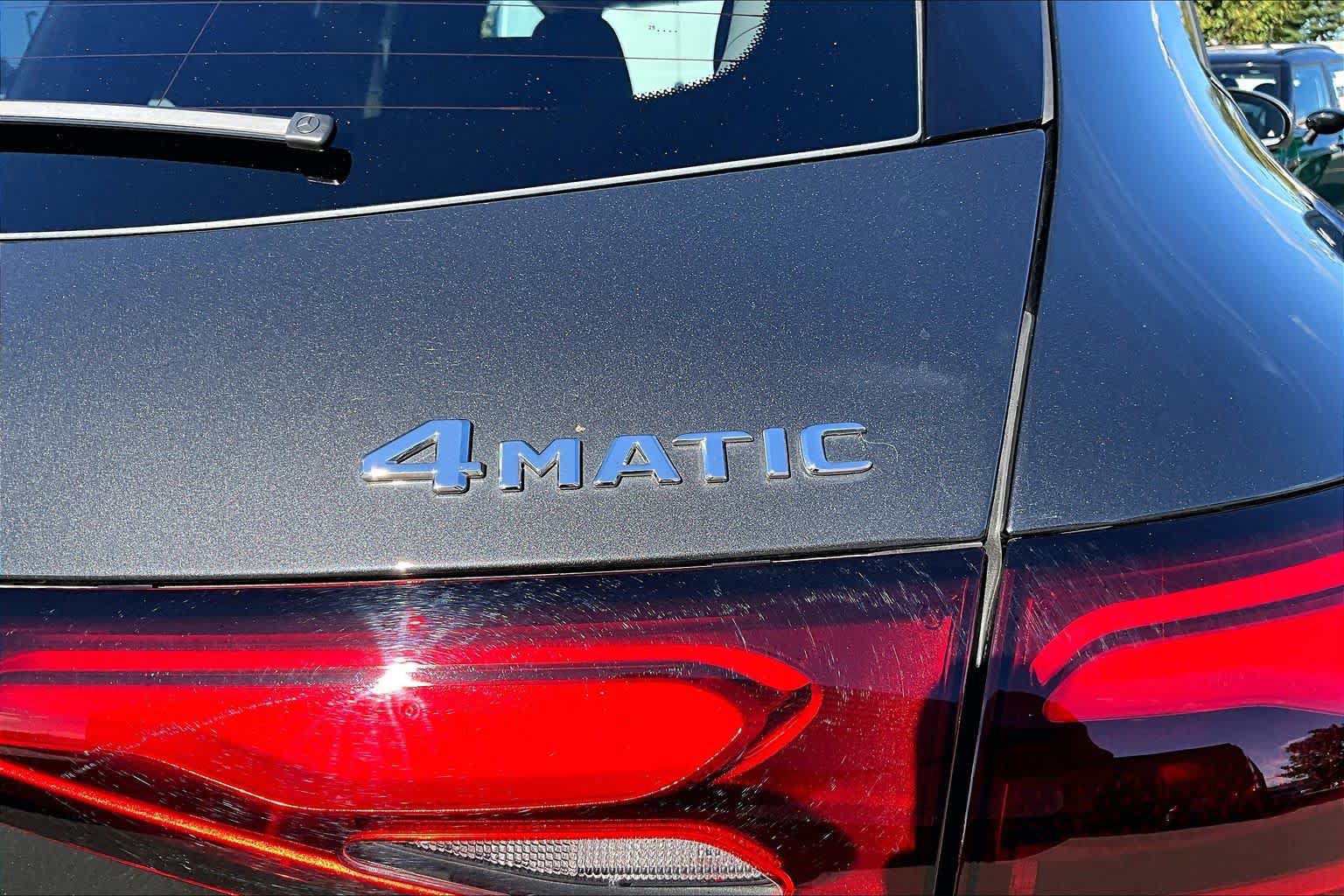 Used 2026 Mercedes-Benz GLC 300 4MATIC image 10