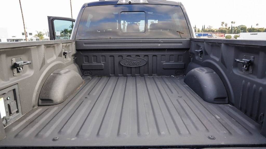 Used 2023 Ford F150 Raptor AWD/4WD image 31