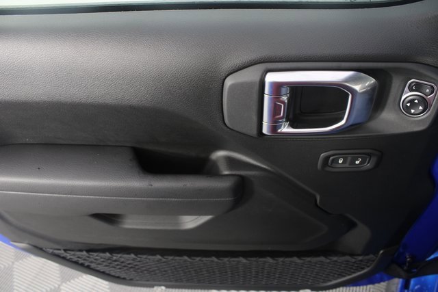 New 2026 Jeep Wrangler Unlimited Rubicon w/ Convenience Group image 13