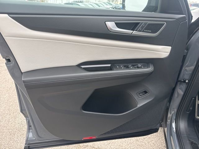 New 2026 Volkswagen Atlas Cross Sport SEL Premium R-Line image 9