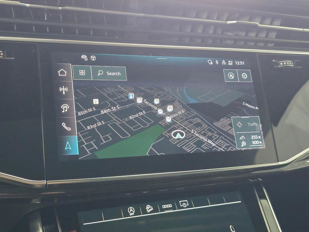 Used 2025 Audi Q7 3.0T Premium Plus image 36