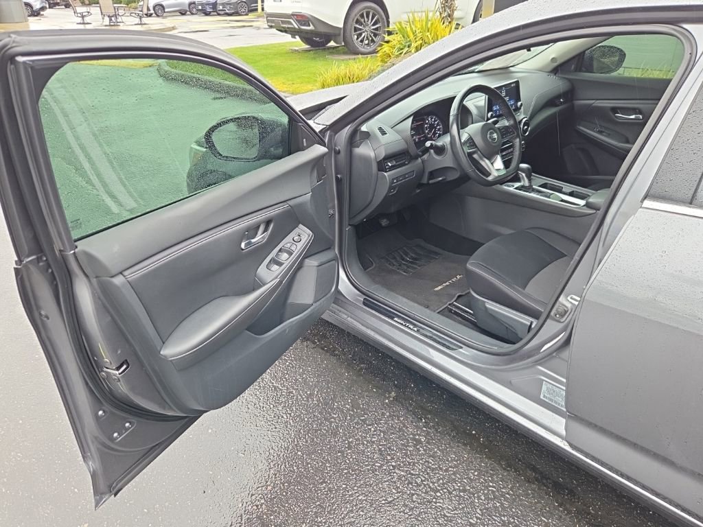 Used 2021 Nissan Sentra SV image 10
