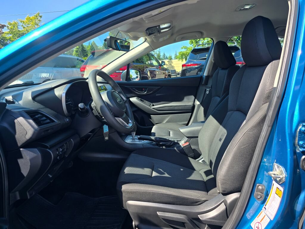 Used 2018 Subaru Impreza 2.0i Premium w/ Eyesight & BSD & Rcta AWD/4WD image 3