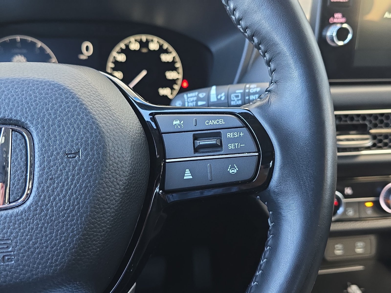 Certified 2026 Honda HR-V EX-L image 17