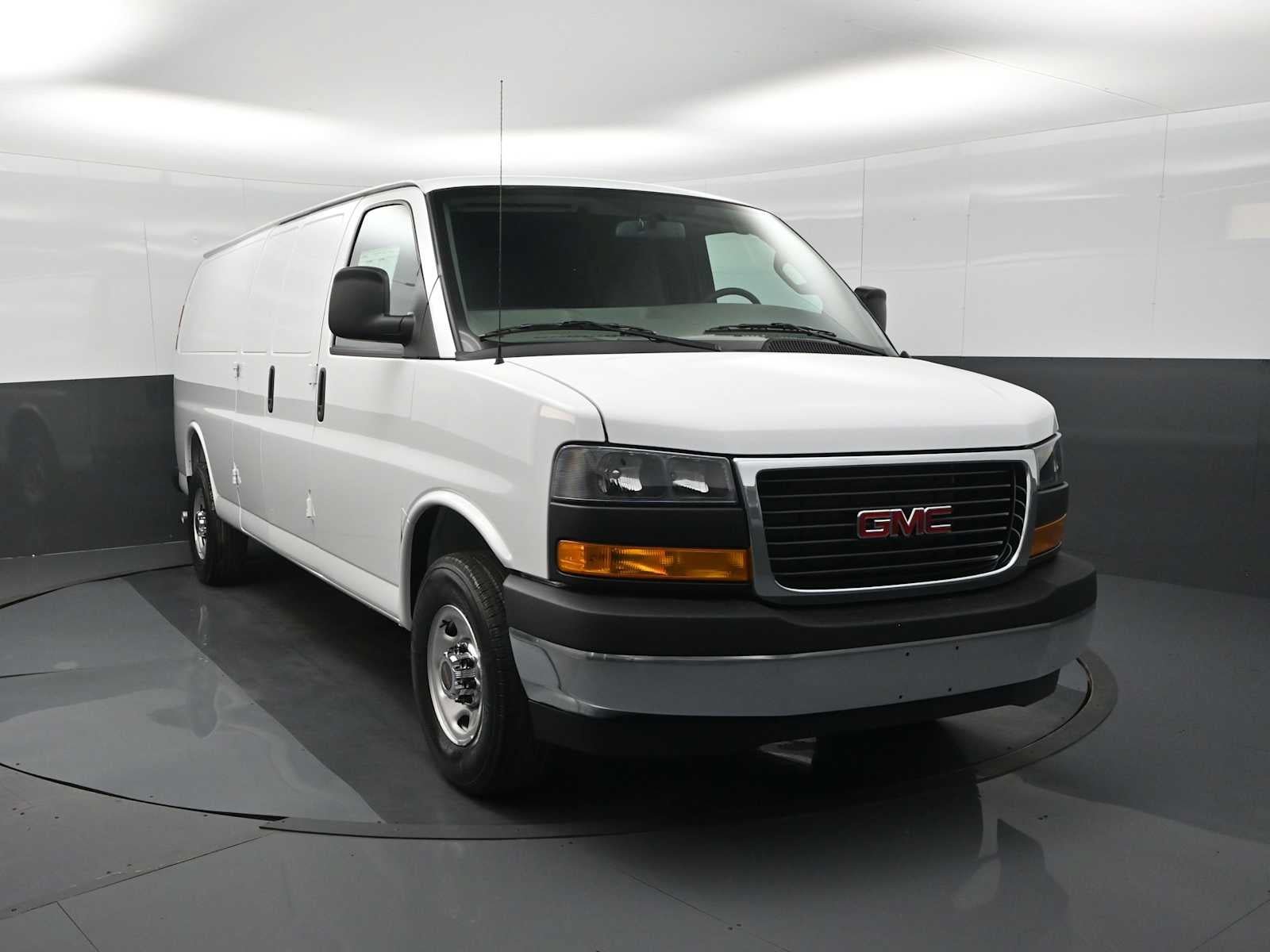 New 2026 GMC Savana 3500 Extended w/ Driver Convenience Package RWD image 2