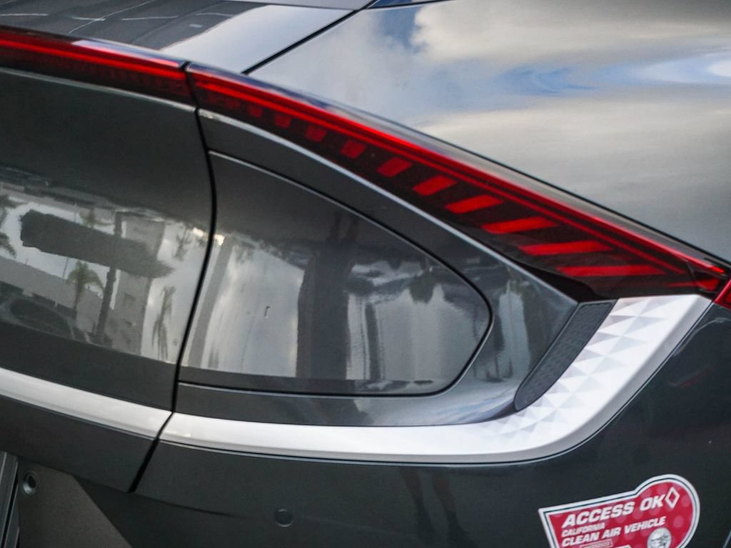 Certified 2024 Kia EV6 Light RWD image 8