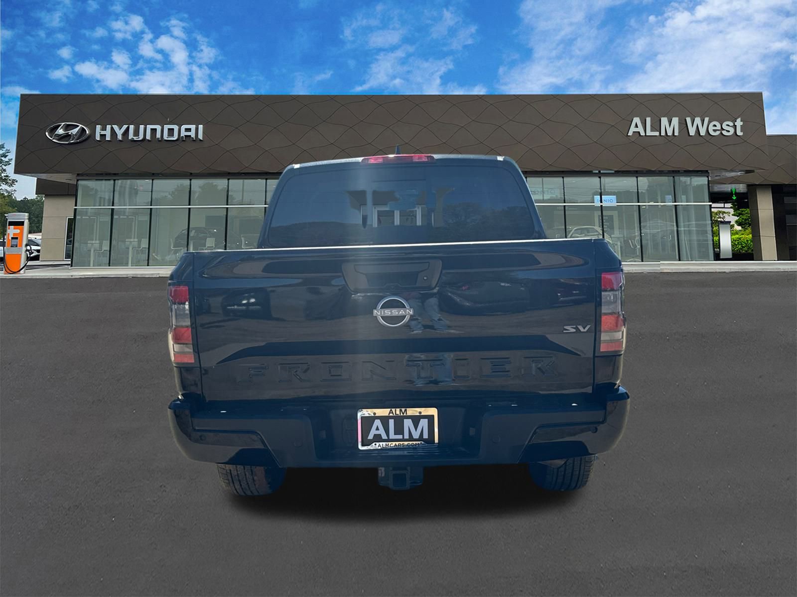 Used 2024 Nissan Frontier SV w/ SV Convenience Package image 6