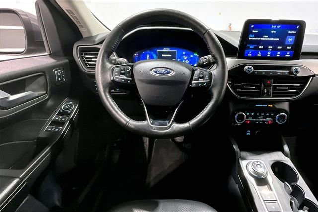 Used 2021 Ford Escape Titanium image 8
