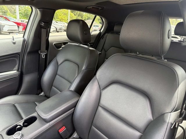 Used 2017 Mercedes-Benz GLA 250 4MATIC image 10