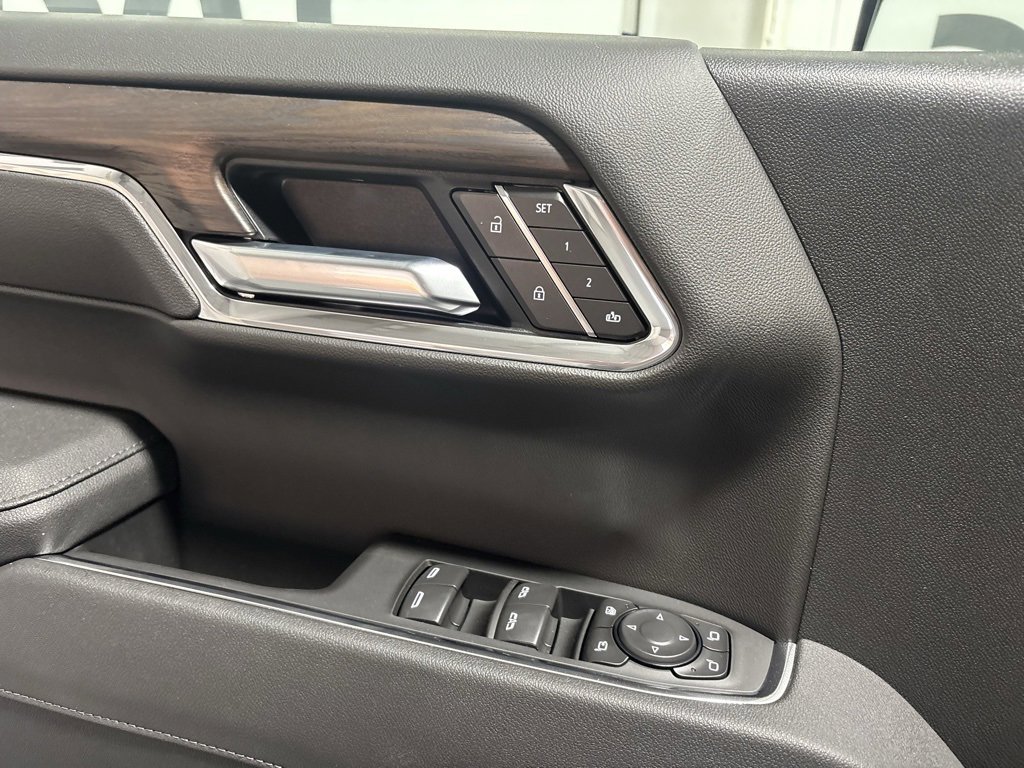 New 2026 GMC Sierra 1500 SLT w/ SLT Premium Plus Package image 11