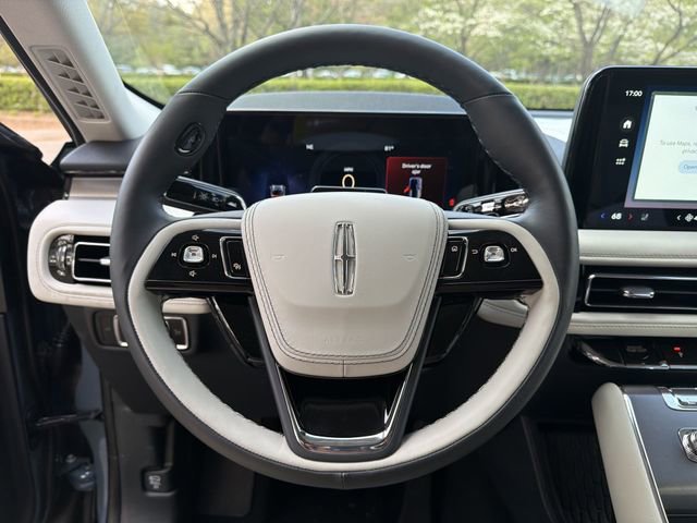 New 2026 Lincoln Aviator AWD image 14