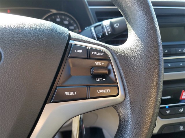 Used 2017 Hyundai Elantra SE image 10