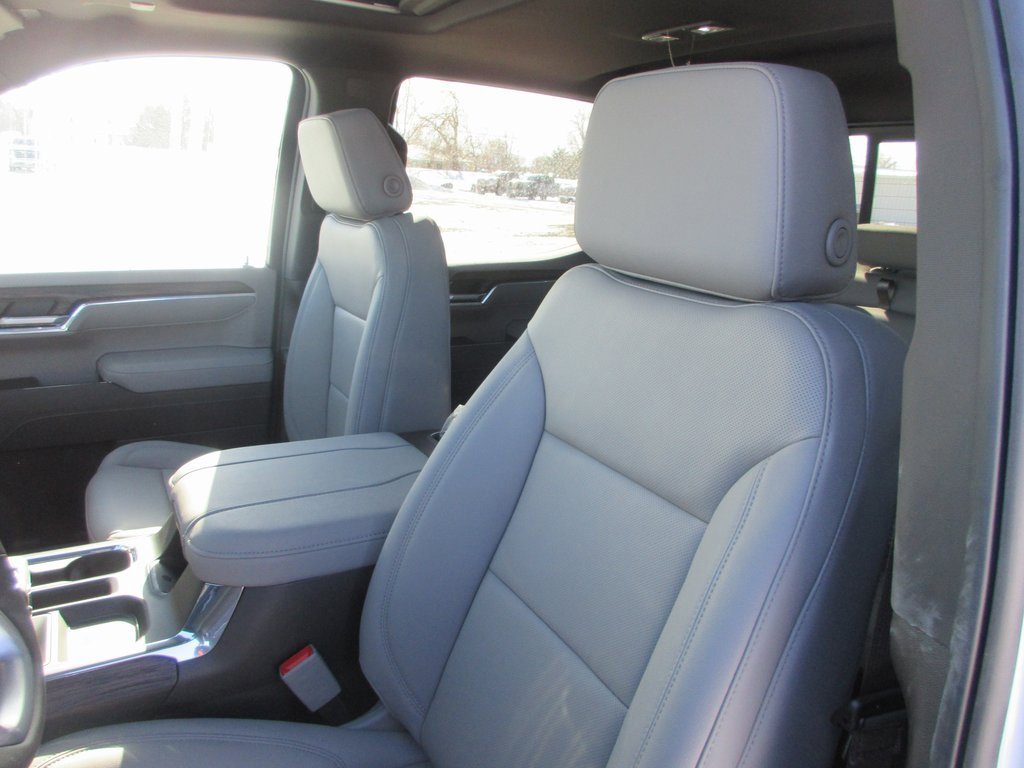 New 2026 GMC Sierra 1500 SLT w/ SLT Premium Plus Package image 13