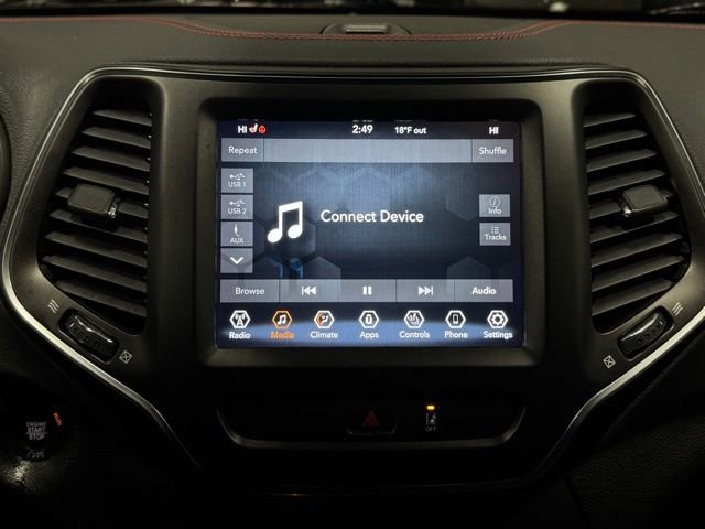 Used 2022 Jeep Cherokee Trailhawk w/ Comfort/Convenience Group image 35