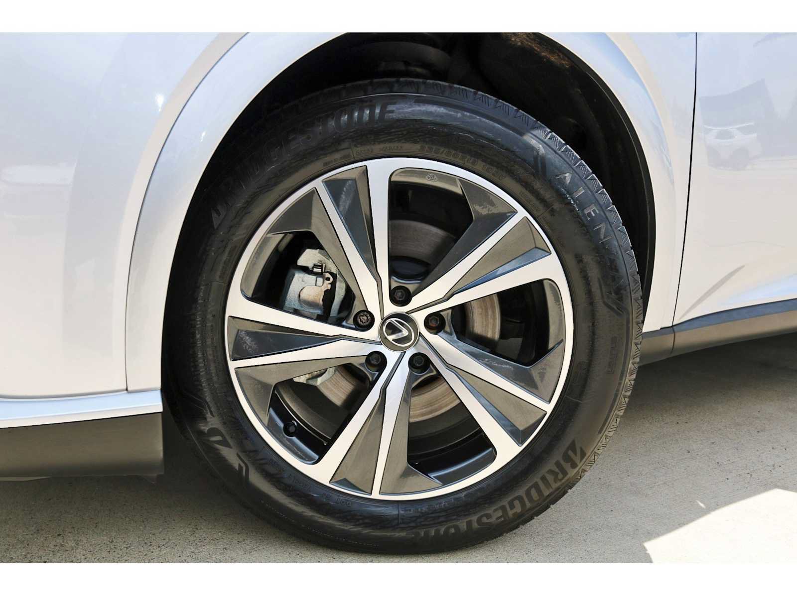 Used 2024 Lexus RX 350 Premium w/ Accessory Package (Z1) FWD image 30