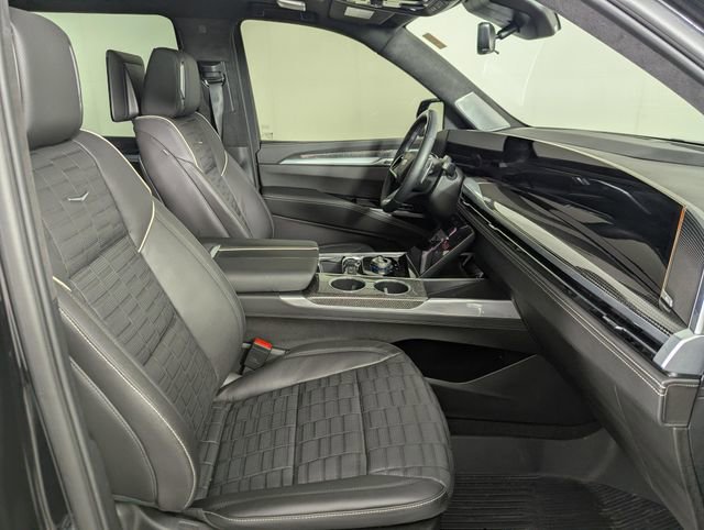 Used 2025 Cadillac Escalade V w/ LPO, Floor Liner Package image 24