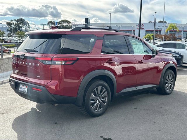 Used 2022 Nissan Pathfinder SV image 6