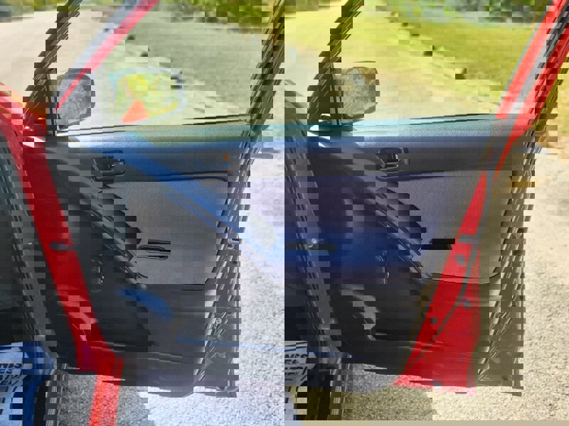 Used 2006 Toyota Matrix XR image 20