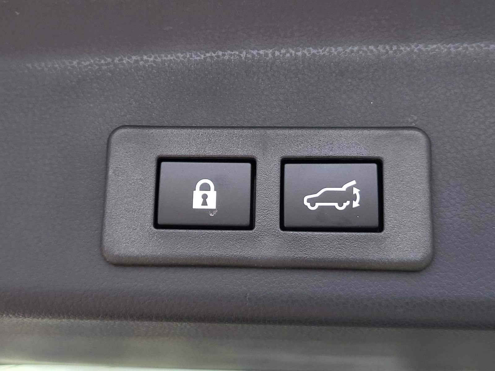 Used 2026 Subaru Ascent Premium AWD/4WD image 11