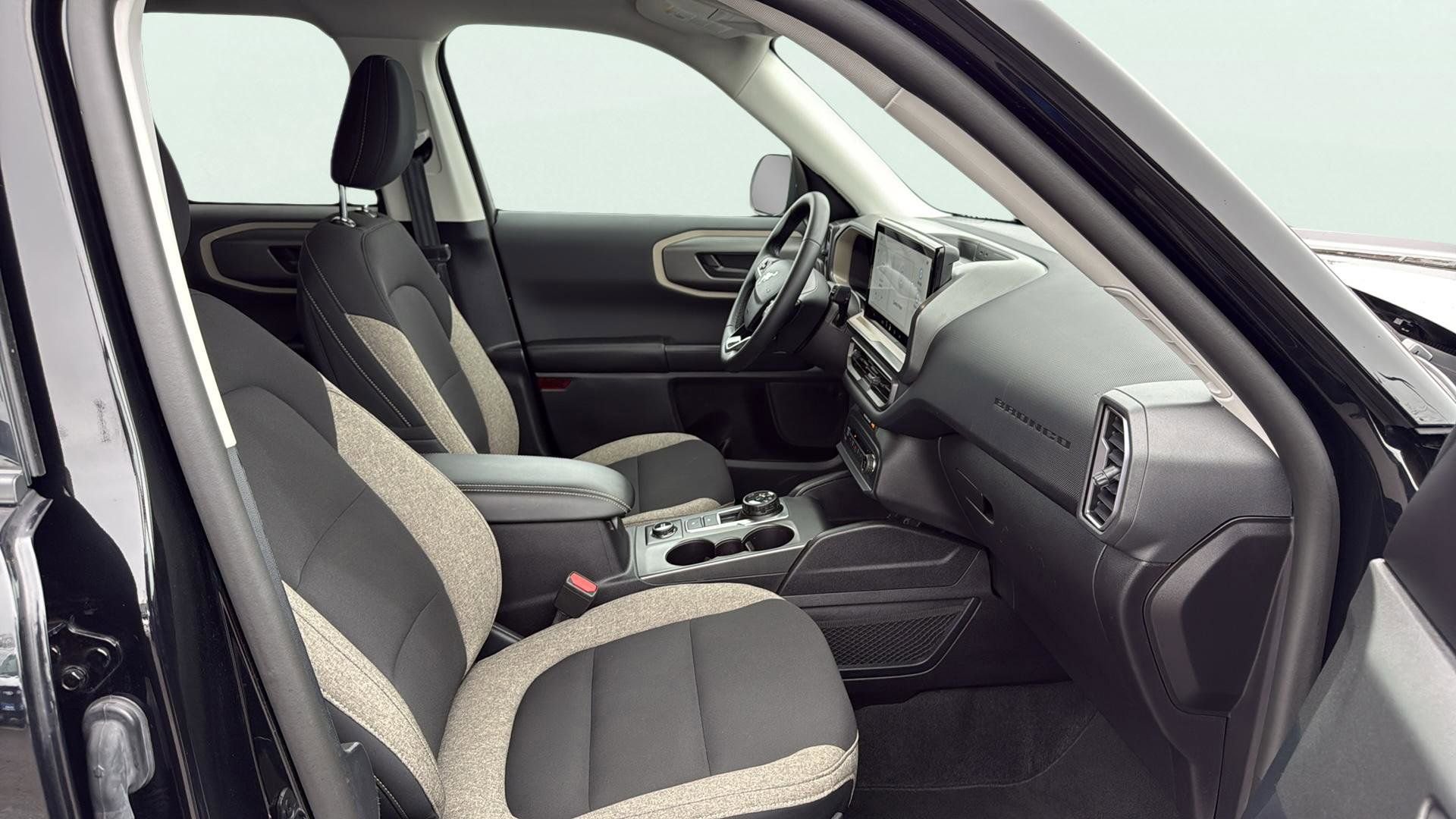 Certified 2025 Ford Bronco Sport Big Bend w/ Convenience Package image 17