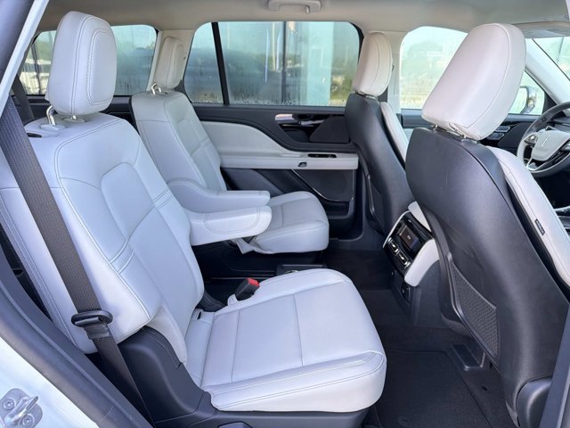 New 2026 Lincoln Aviator 2WD image 22