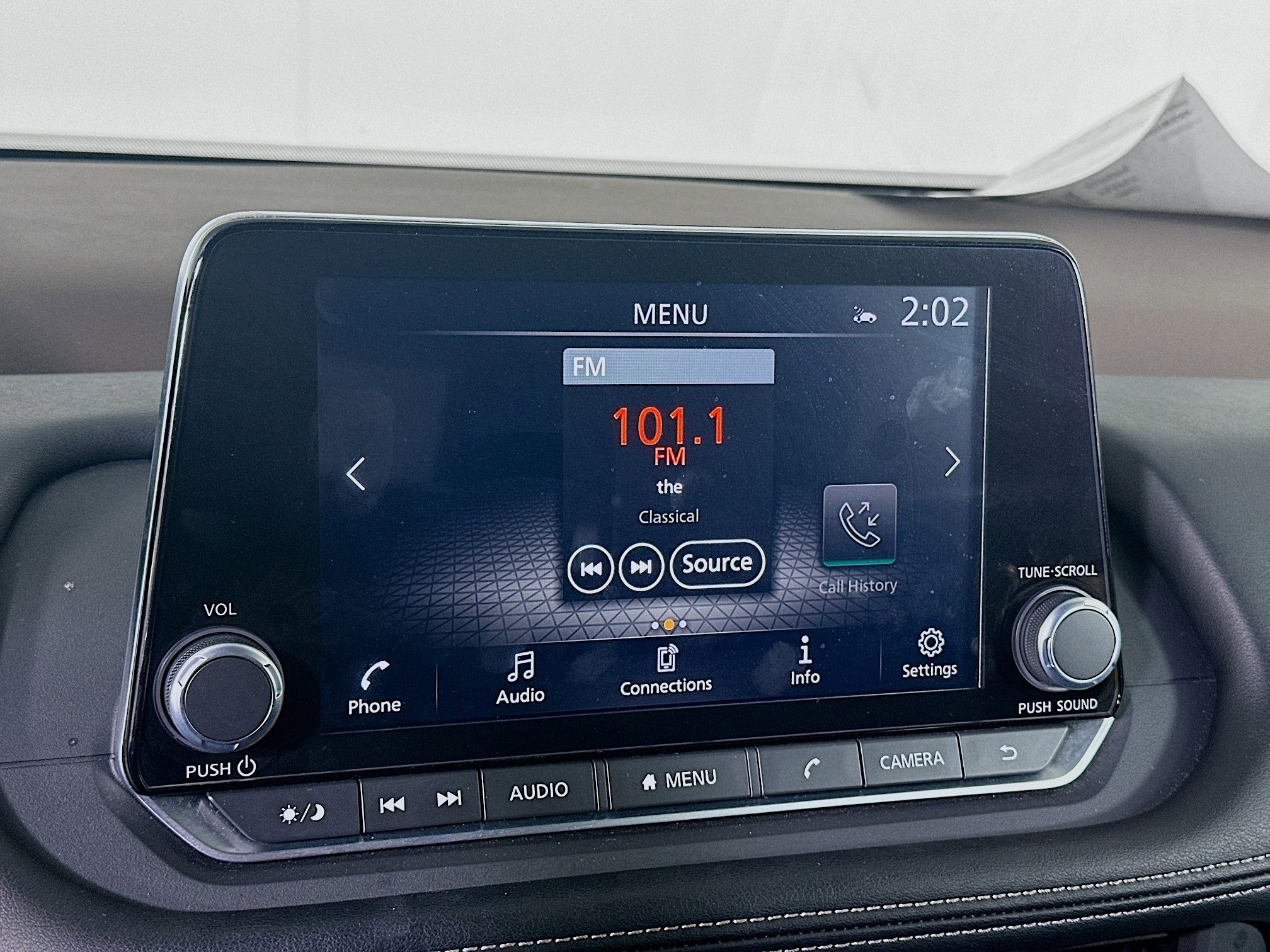 Used 2023 Nissan Rogue SV image 21