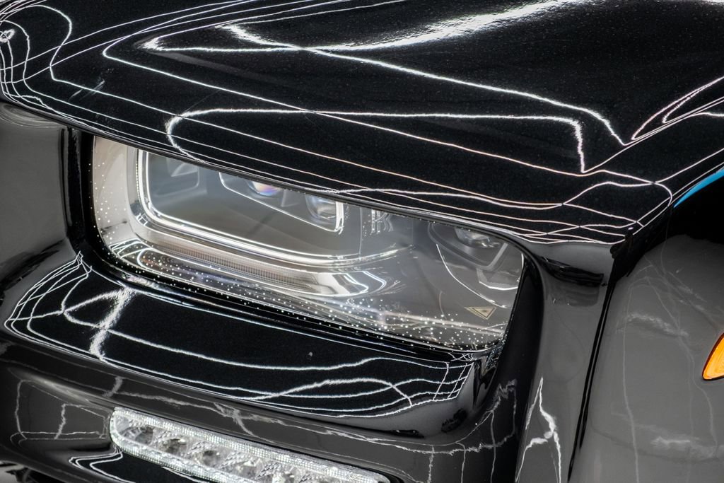 Used 2025 Rolls-Royce Phantom Sedan image 21