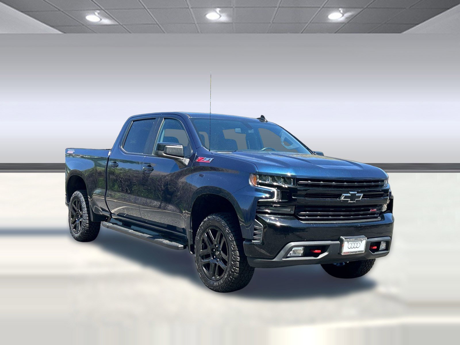 Used 2021 Chevrolet Silverado 1500 LT Trail Boss w/ Bed Protection Package AWD/4WD image 7