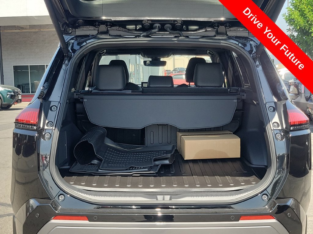 Used 2026 Toyota RAV4 XSE w/ Weather Package AWD/4WD image 24