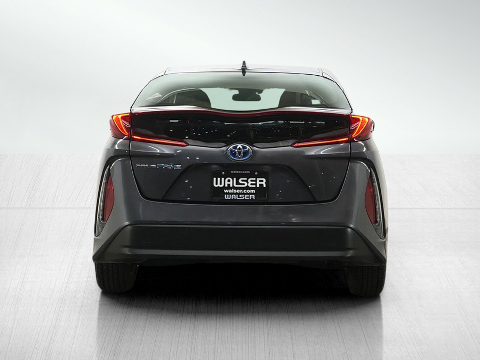 Used 2017 Toyota Prius Prime Premium image 4