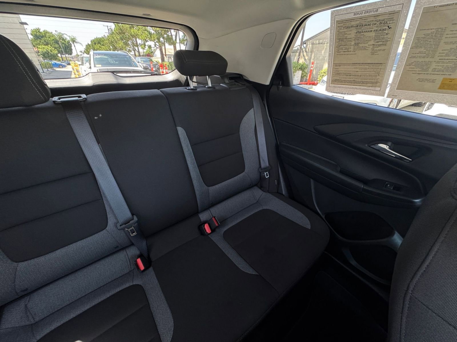 Used 2025 Chevrolet TrailBlazer LT FWD image 36
