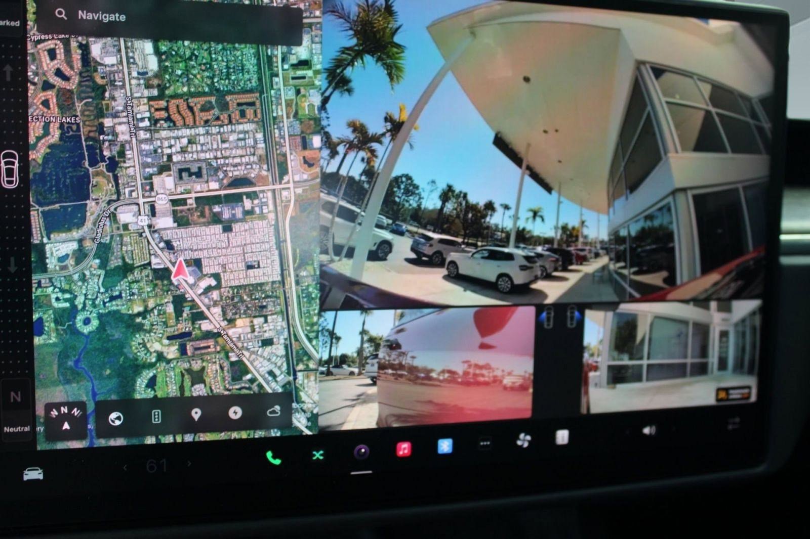 Used 2022 Tesla Model S AWD image 22