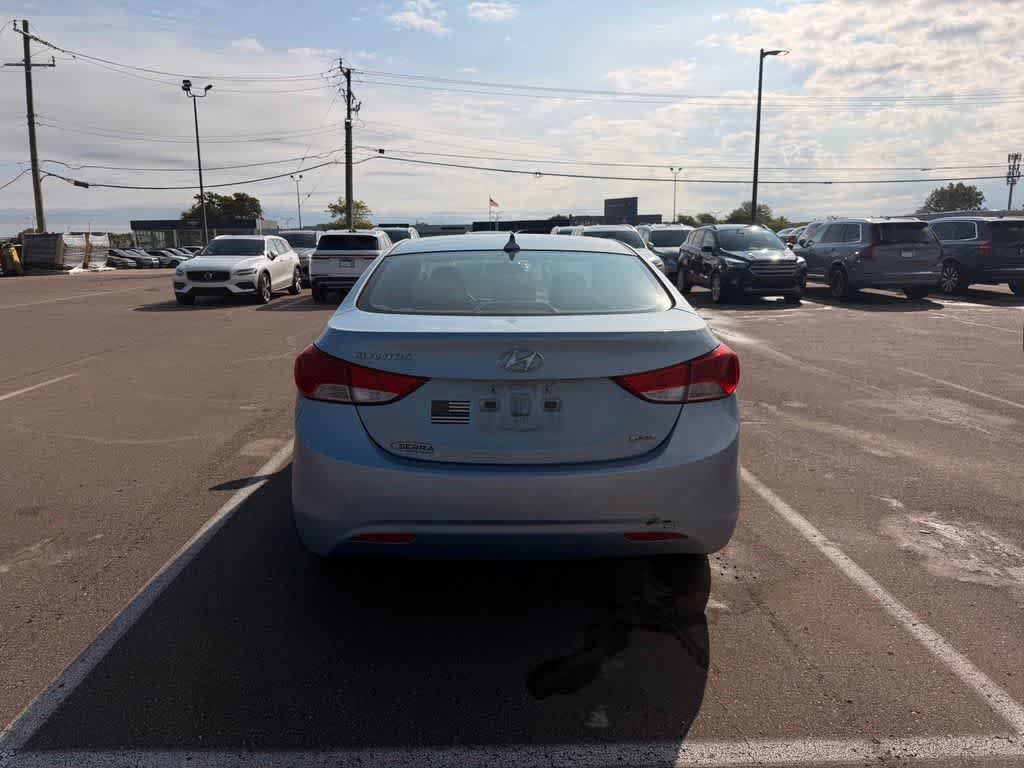 Used 2011 Hyundai Elantra Limited FWD image 4