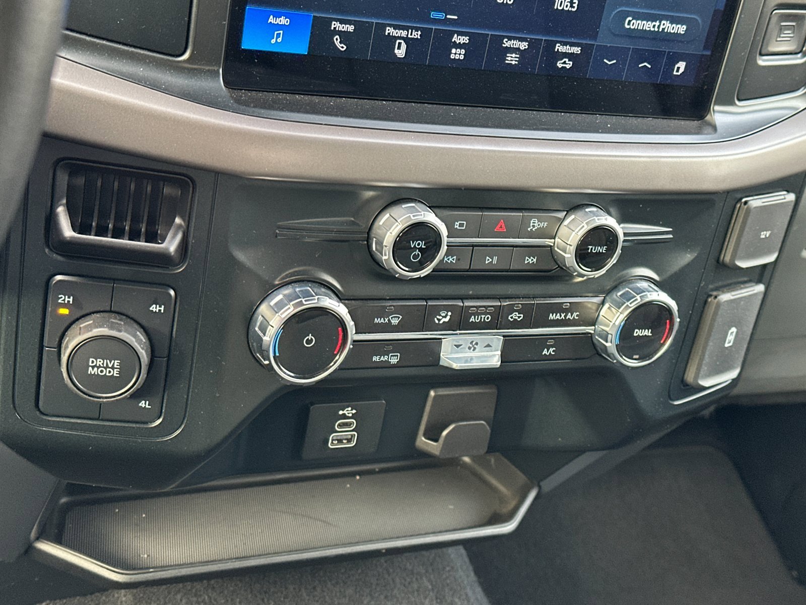 Used 2025 Ford F150 XLT w/ Equipment Group 301A Standard image 18