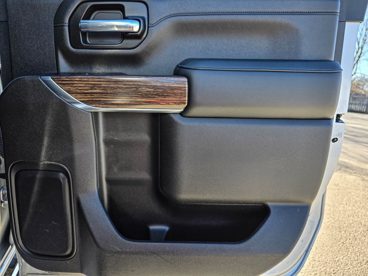 Used 2023 Chevrolet Silverado 3500 High Country w/ Technology Package image 41