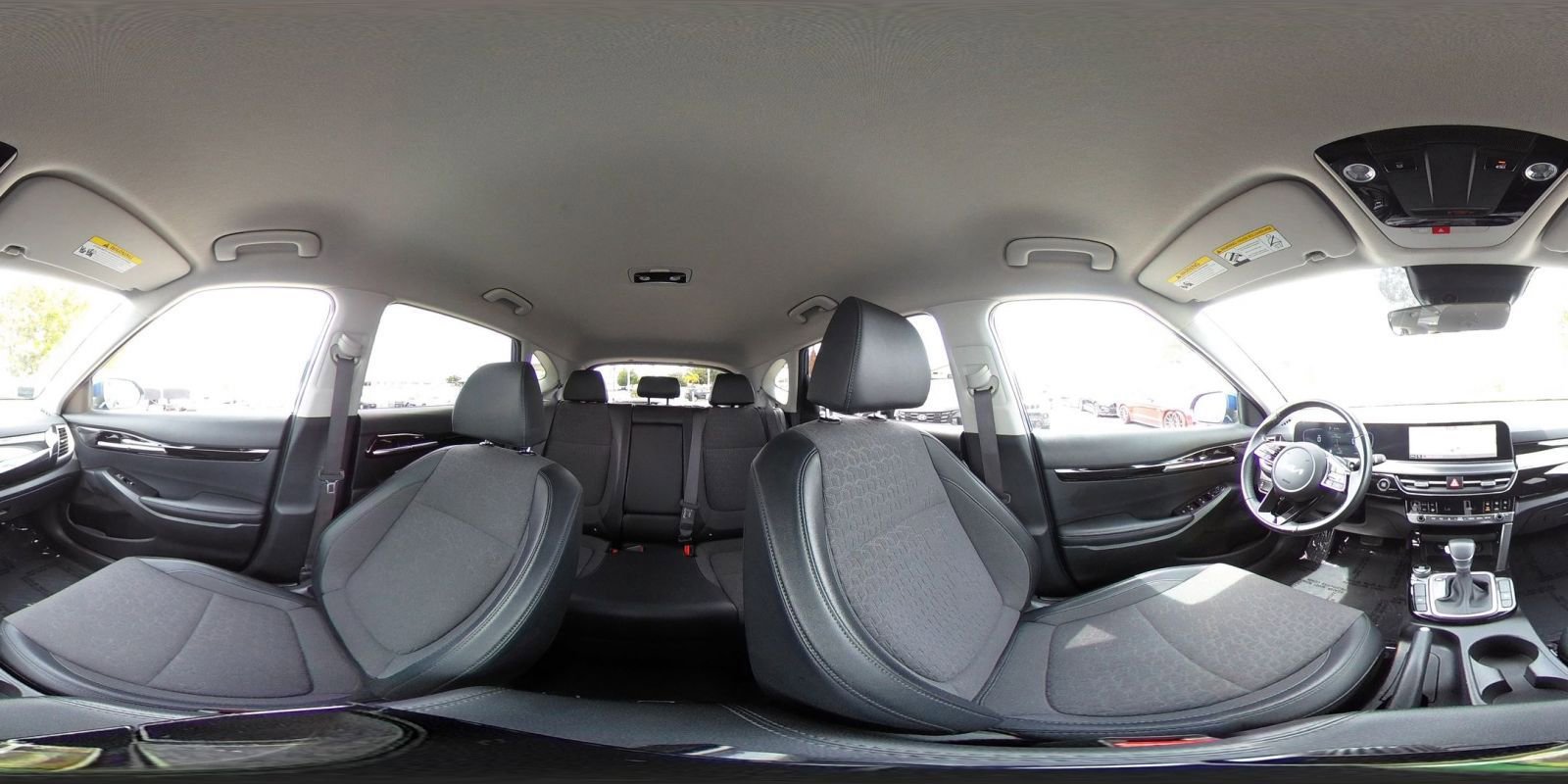Used 2025 Kia Seltos S image 43