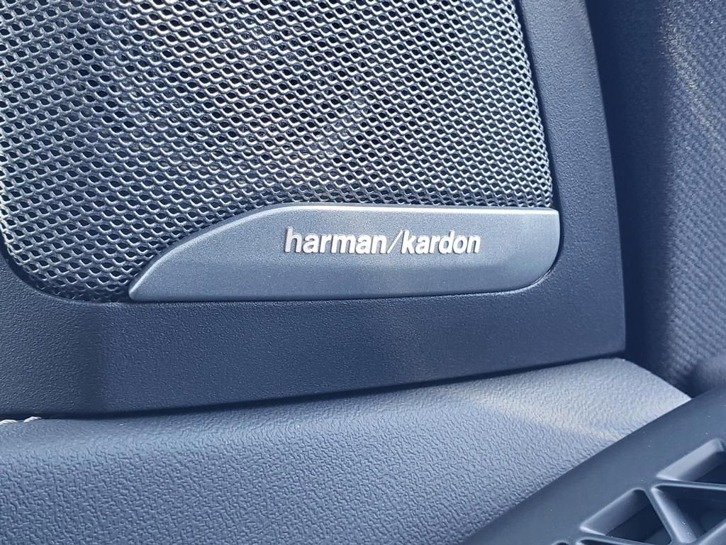 New 2026 BMW X5 xDrive40i w/ M Sport Package image 10