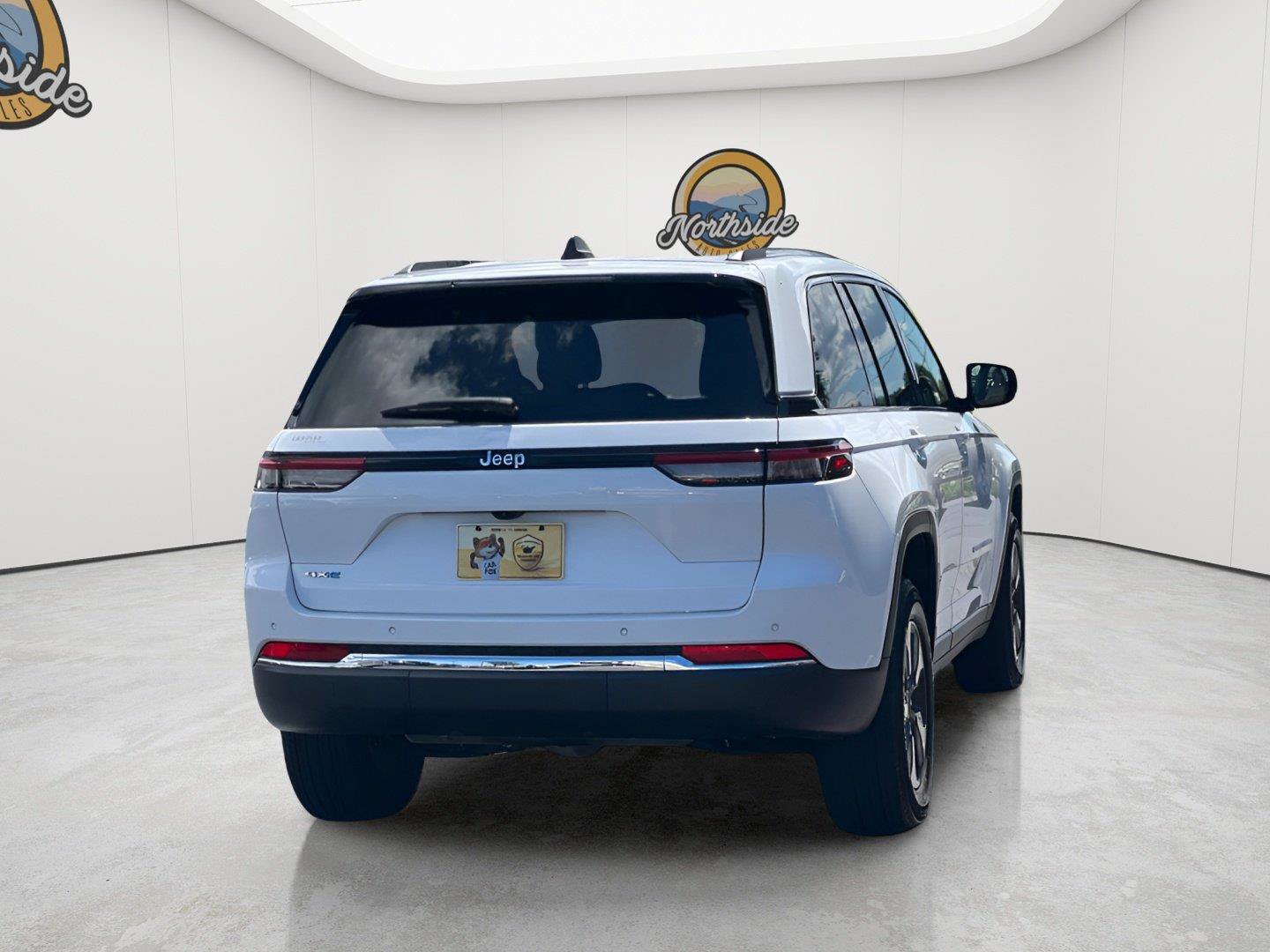 Used 2022 Jeep Grand Cherokee Limited 4xe AWD/4WD image 4