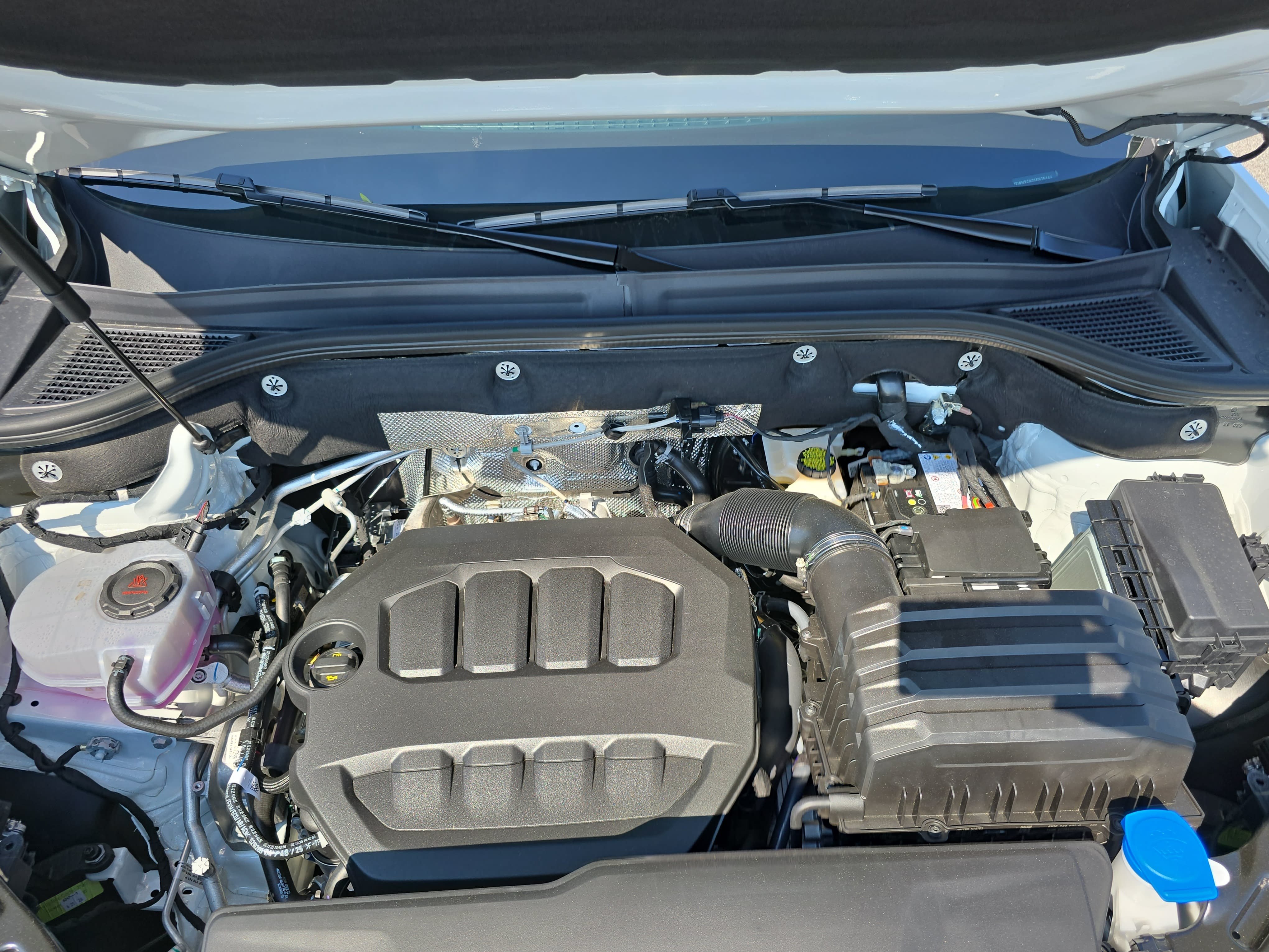 New 2026 Volkswagen Atlas SE FWD image 29
