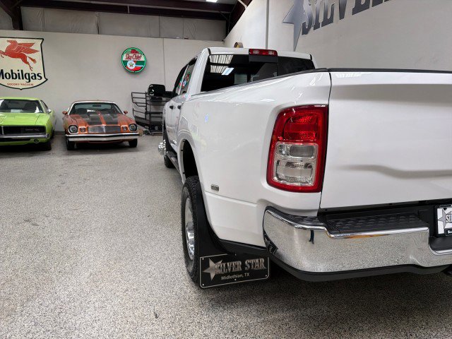 Used 2022 RAM 3500 Tradesman image 9