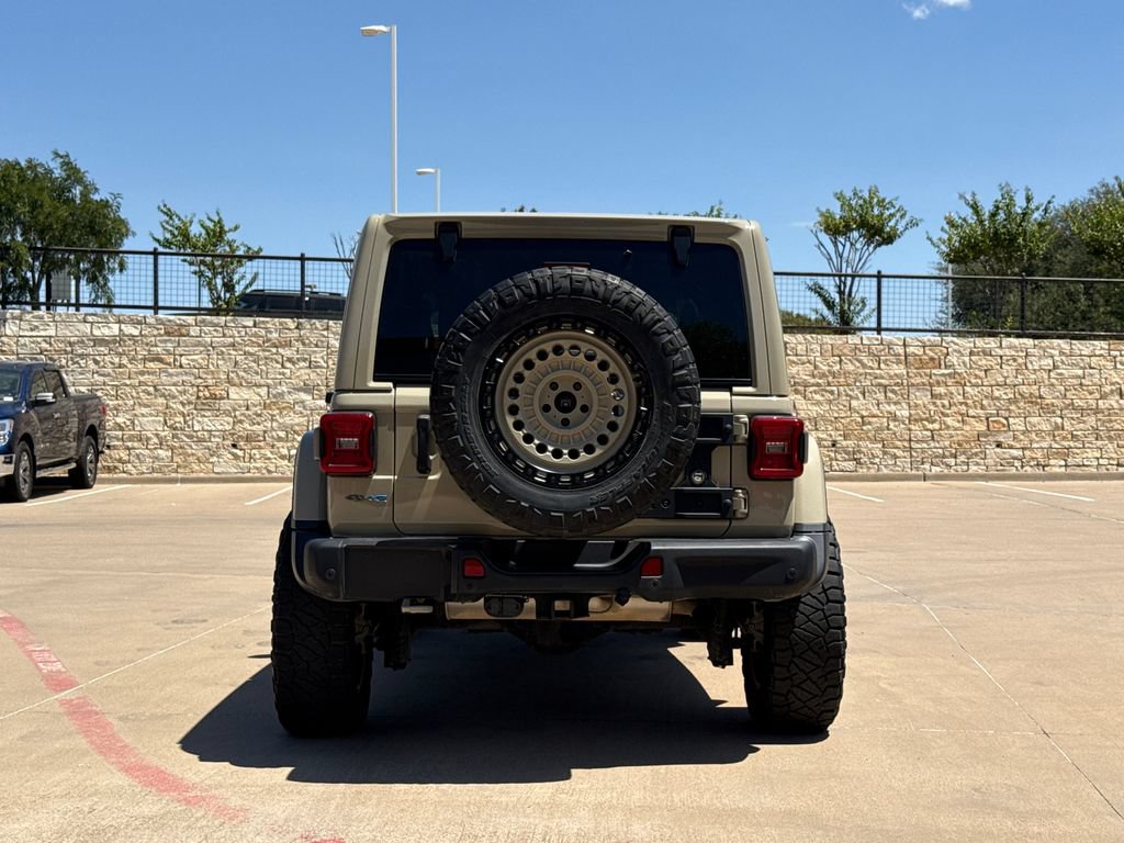 Used 2022 Jeep Wrangler Unlimited Rubicon 4xe w/ Steel Bumper Group AWD/4WD image 7