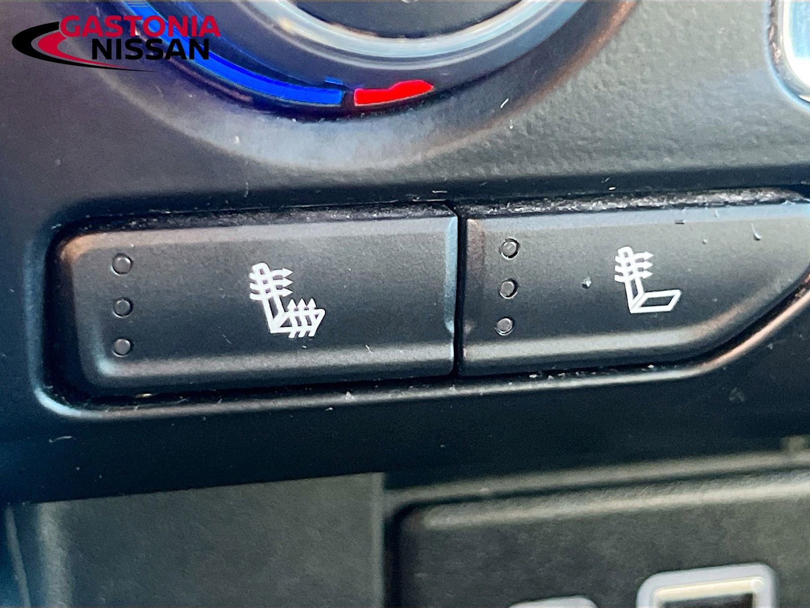 Used 2024 Chevrolet Suburban LT image 27