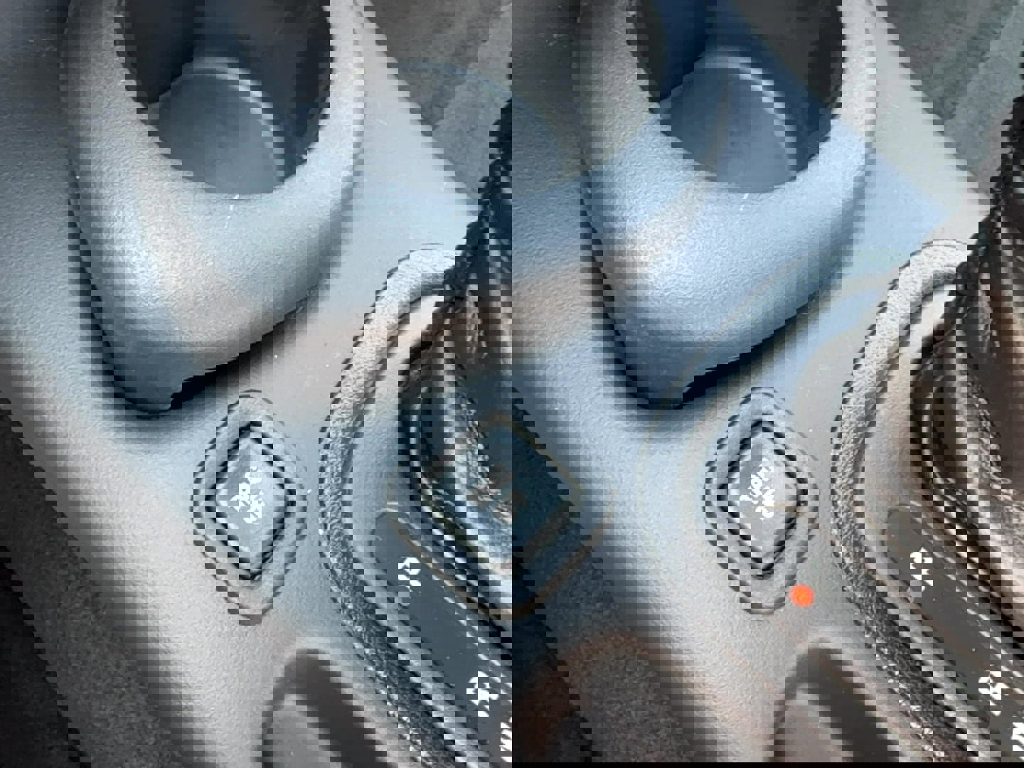 Used 2002 Chevrolet Monte Carlo SS w/ Preferred Equipment Group FWD image 41