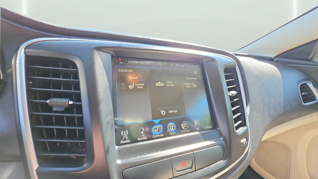 Used 2017 Chrysler 200 Limited Platinum FWD image 23