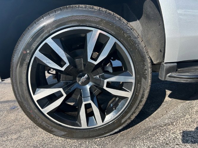 Used 2019 Chevrolet Tahoe LT image 22