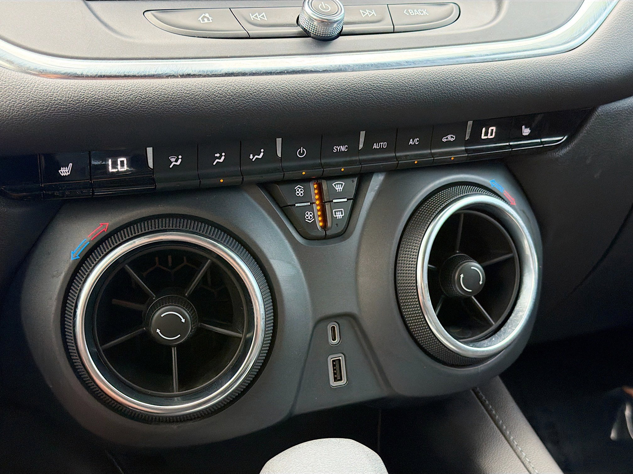 Used 2022 Chevrolet Blazer LT image 30