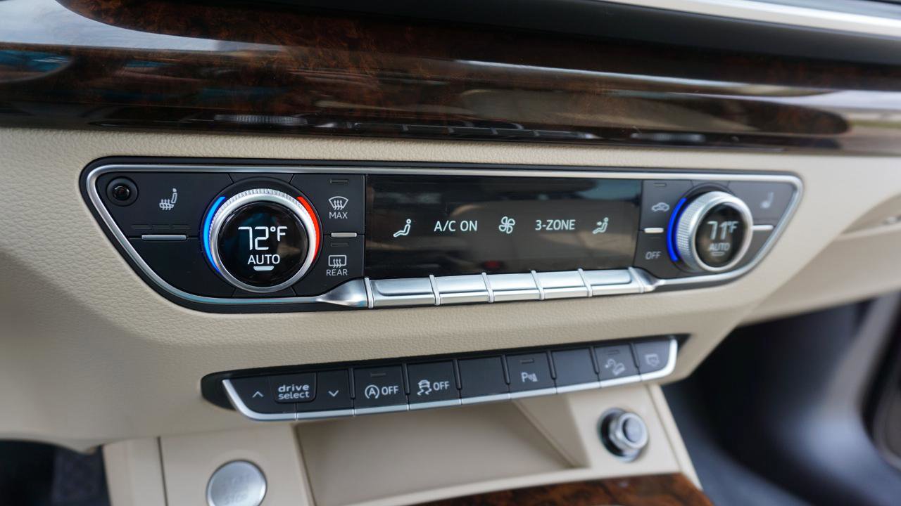 Used 2018 Audi Q5 2.0T Premium Plus AWD/4WD image 19