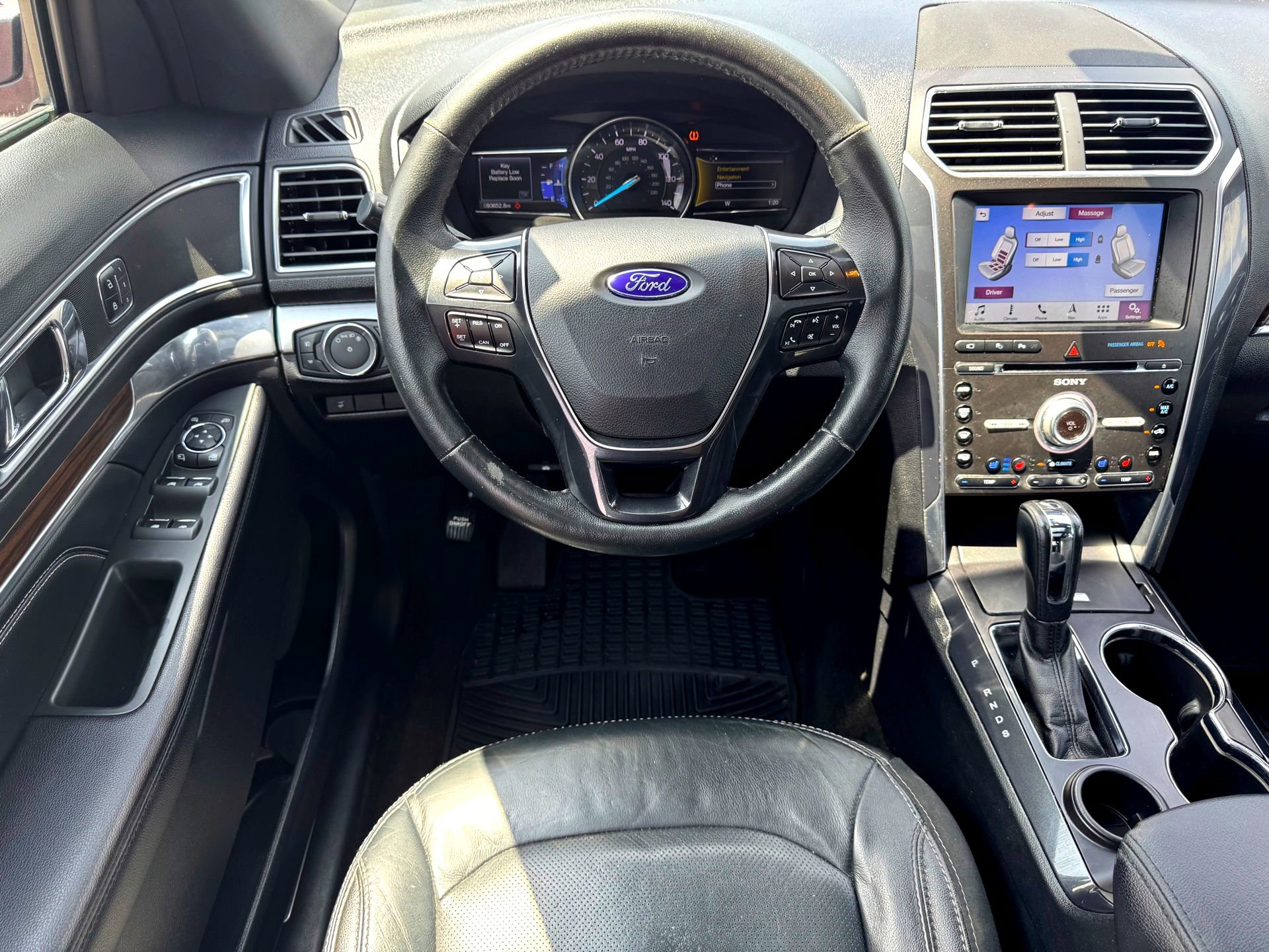 Used 2017 Ford Explorer Limited w/ Equipment Group 301A FWD image 24